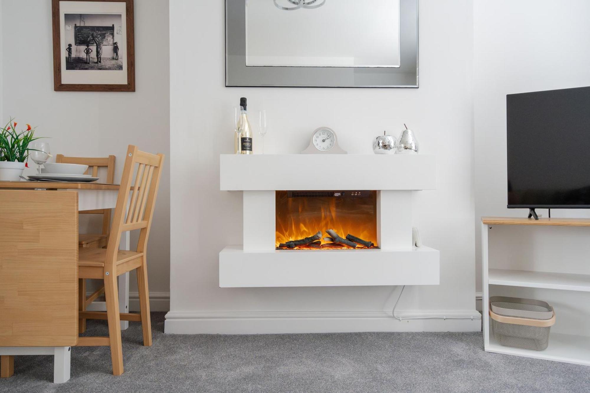 Buxton Apartment - 1 Bed, Free Parking, Wi-Fi Hazel Grove Esterno foto