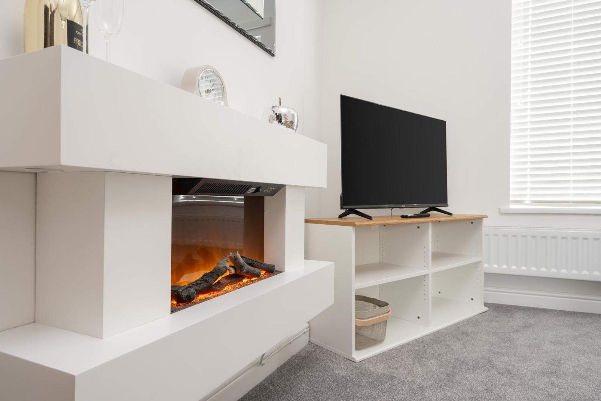 Buxton Apartment - 1 Bed, Free Parking, Wi-Fi Hazel Grove Esterno foto