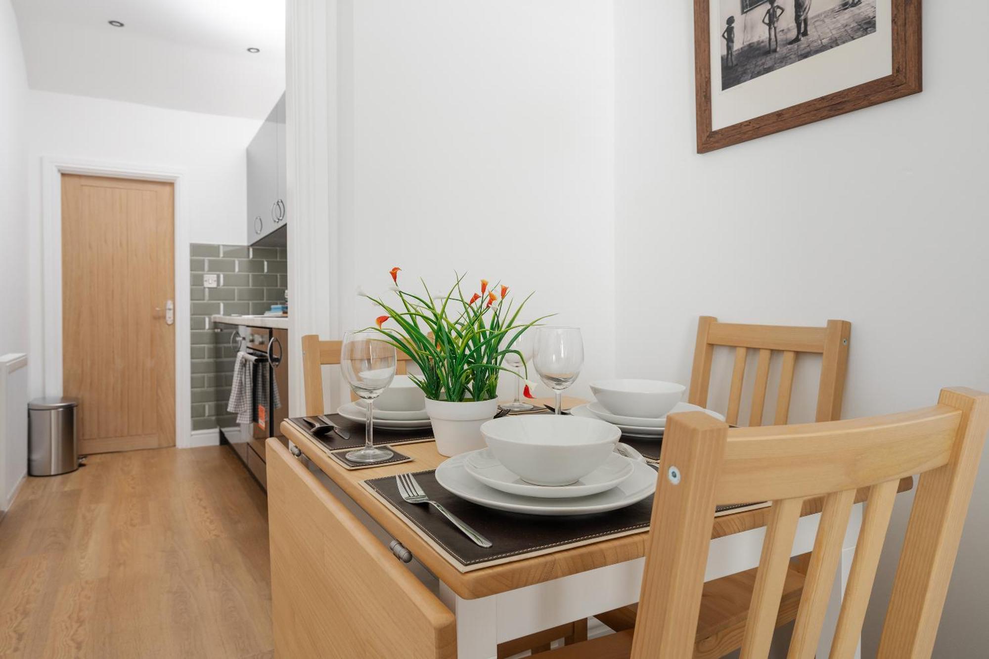 Buxton Apartment - 1 Bed, Free Parking, Wi-Fi Hazel Grove Esterno foto